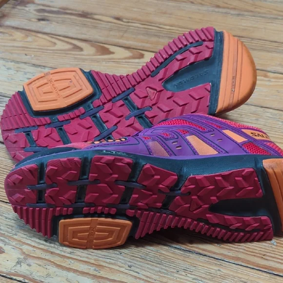Salomon XR Mission Red and Purple Athletic Running Shoes with Quicklace - Picture 3 of 6